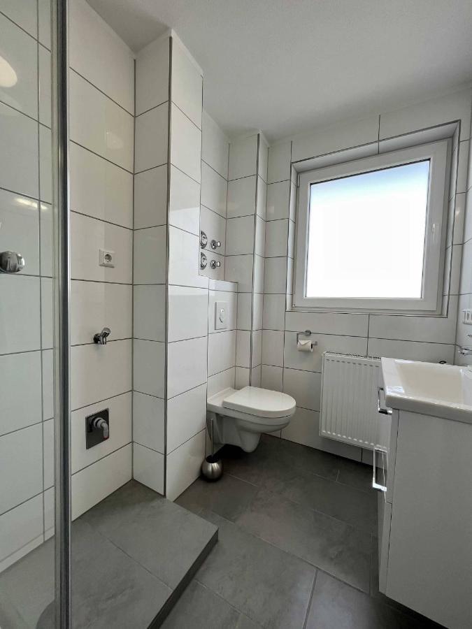 Nujen- Hotel Und Apartment Stuttgart Zuffenhausen Dış mekan fotoğraf